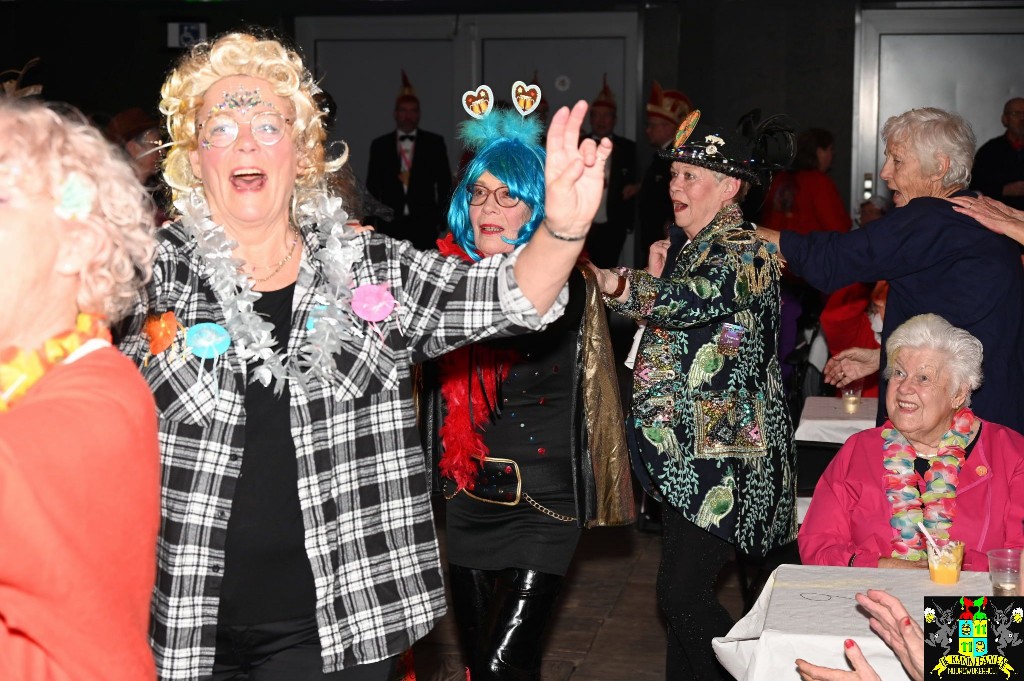 ../Images/Senioren carnaval 2024 171.jpg